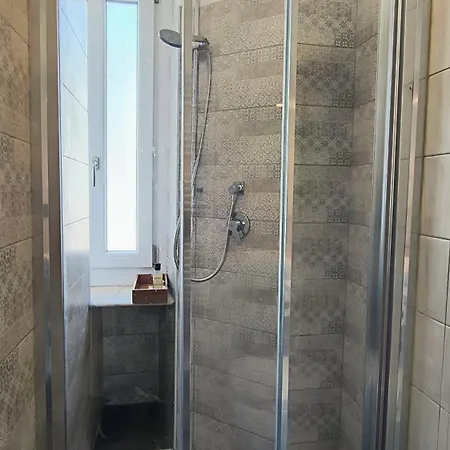 Francia 27 Cit Apartman Torino