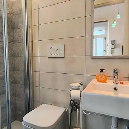 Francia 27 Cit Apartment Turin